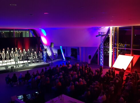 Zu den Veranstaltungsinfos Chormomente-Konzert im Showroom Autohaus Heuberger in Füssen