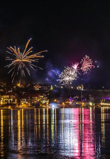 Veranstaltungsbild: Große Silvesterfeier im Haus Hopfensee